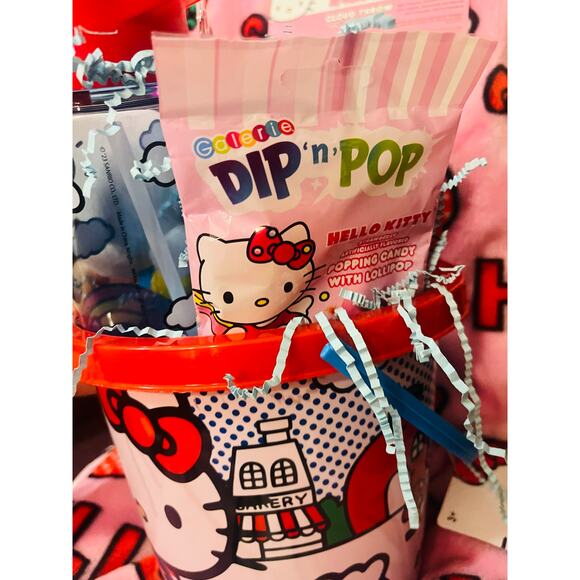 Hello Kitty sitting Pretty cloud throw 60 by 70 Easter basket with plush - Picture 6 of 9